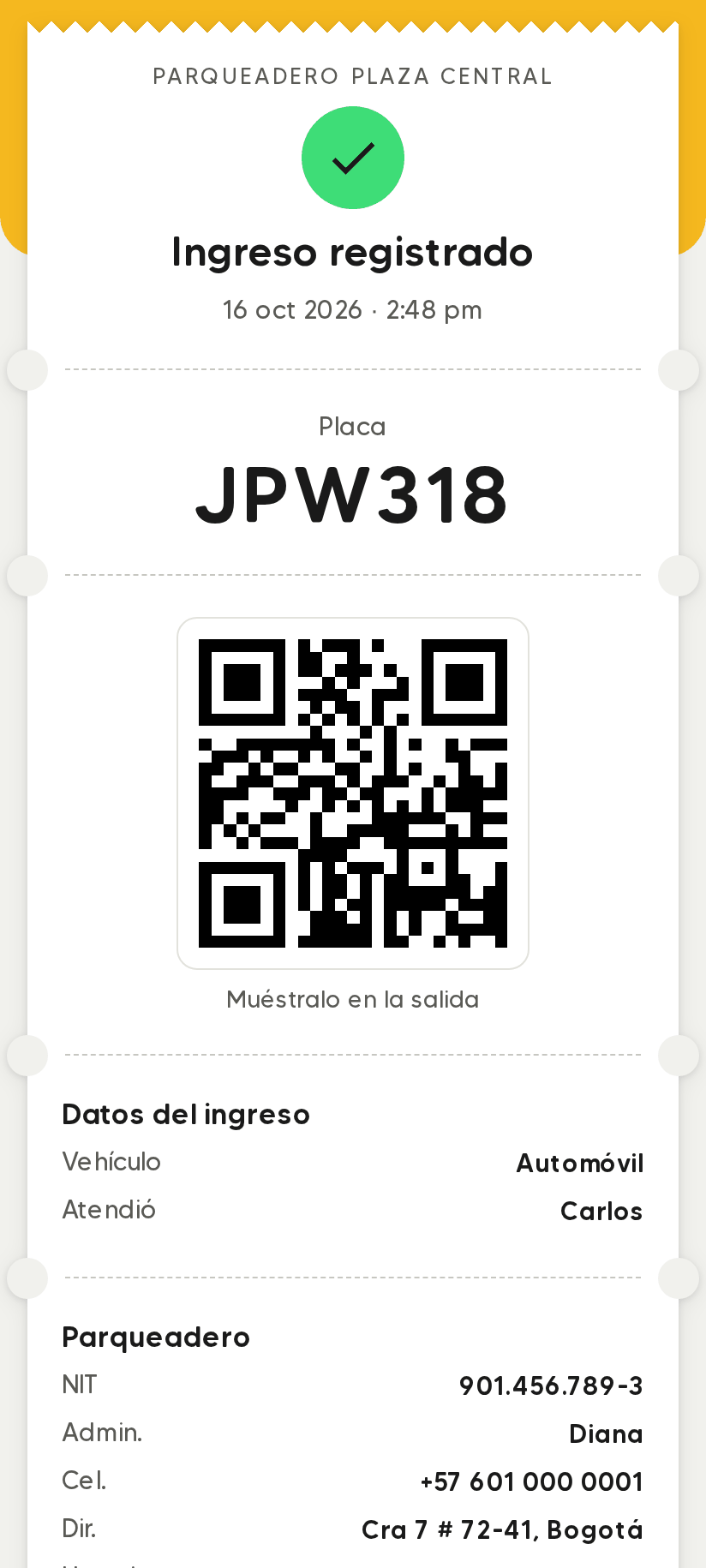 Página del enlace: Parqueadero Plaza Central, Ingreso registrado, placa JPW318, el código QR con Muéstralo en la salida, y los datos del ingreso y del parqueadero.